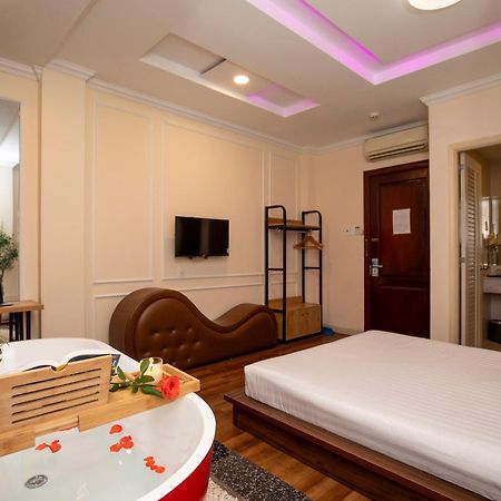 Quy Hung Hotel Central Ho Şi Min Exterior foto