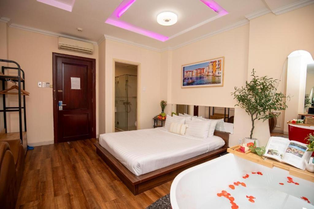 Quy Hung Hotel Central Ho Şi Min Exterior foto