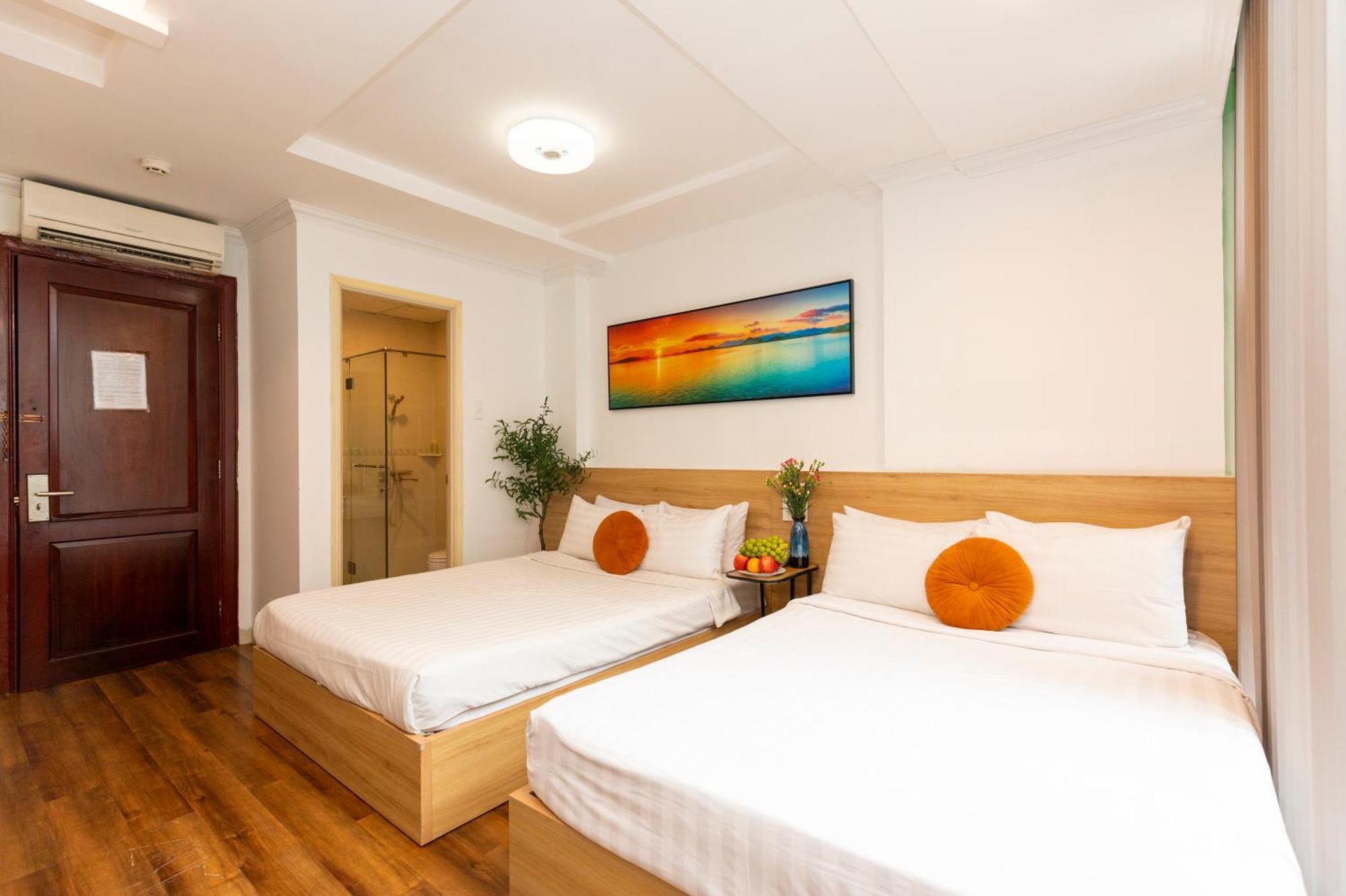 Quy Hung Hotel Central Ho Şi Min Exterior foto