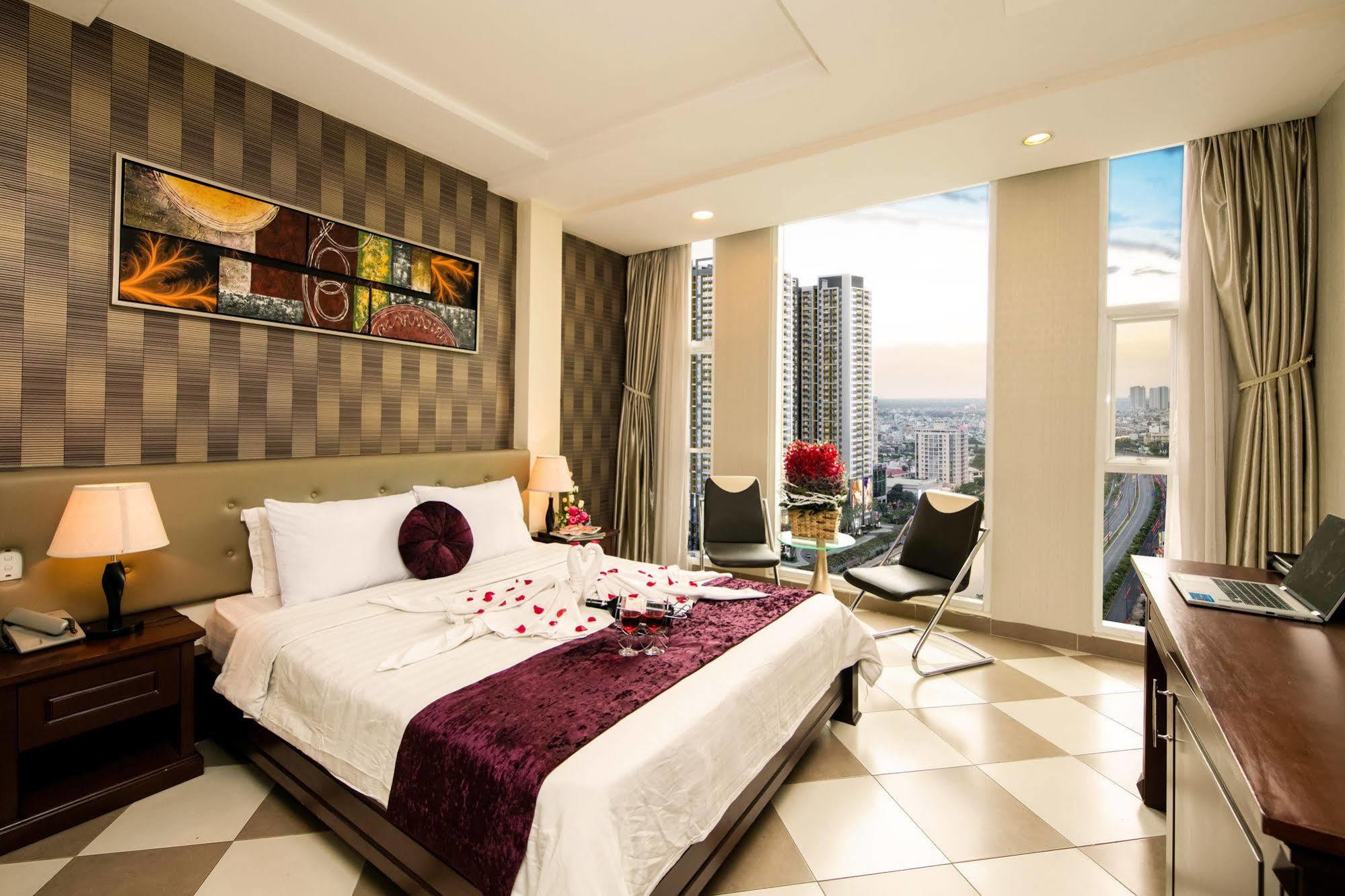 Quy Hung Hotel Central Ho Şi Min Exterior foto